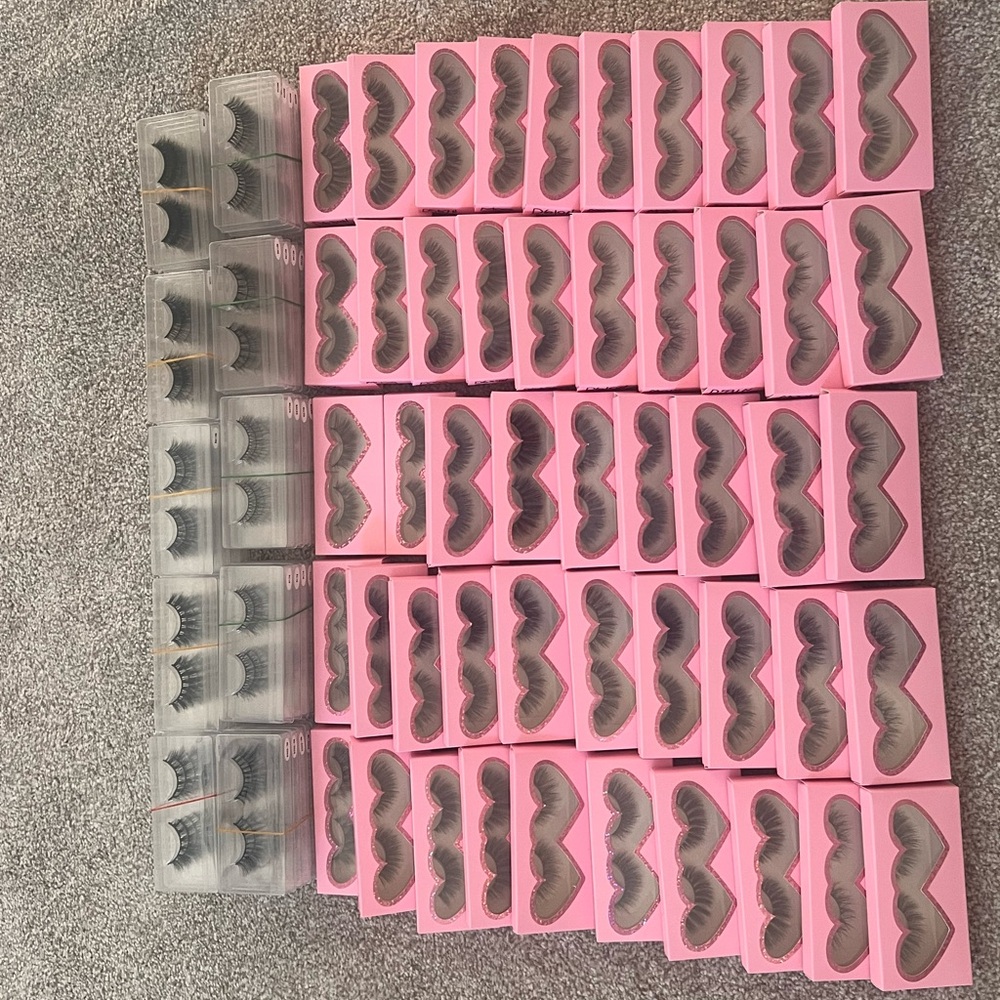 Bulk strip lashes - Picture 1 of 1